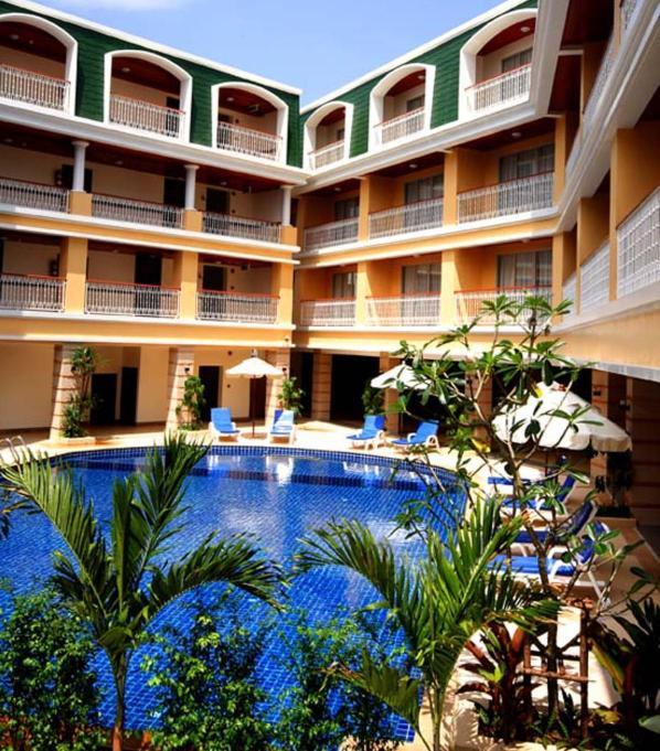 Kalim Resort Patong Exterior photo